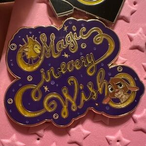 🌸3 for $37🌸 LR Wish Magic in Every Wish Cast Exclusive Pin